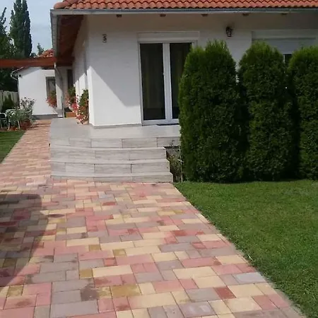 Сasa de vacaciones In - Balaton 39648 Keszthely