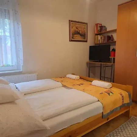 In - Balaton 39648 *